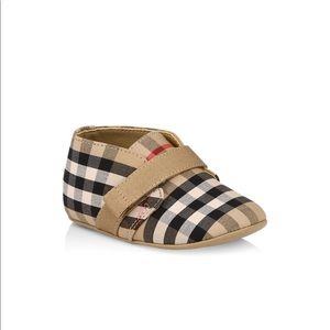burberry shoes for infants